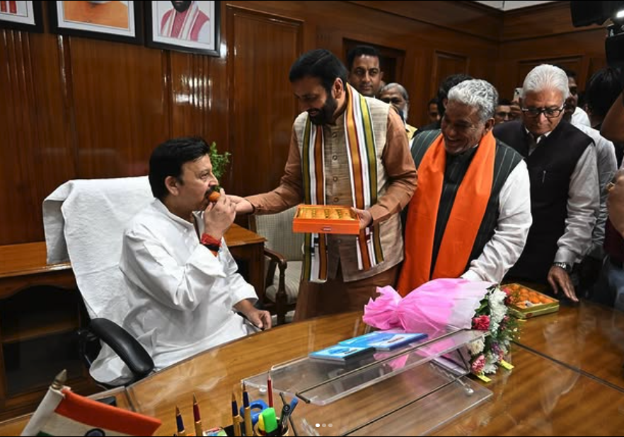 Rao Narbir Singh in discussion